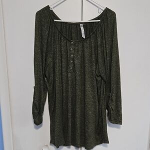NY Collection Olive Green 3/4 Sleeve Buttoned Top